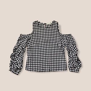 Off the shoulder top, ruffled sleeve!